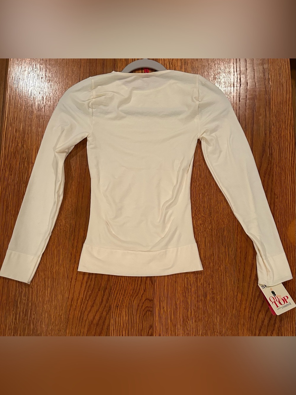 SPANX Classic Long Sleeve Crew - Size M - Picture 2 of 6